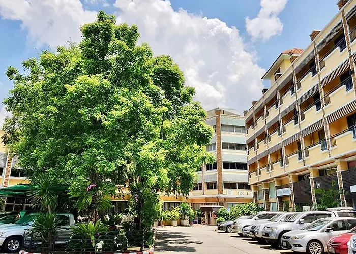 Paholyothin Park Place Hotel 3*