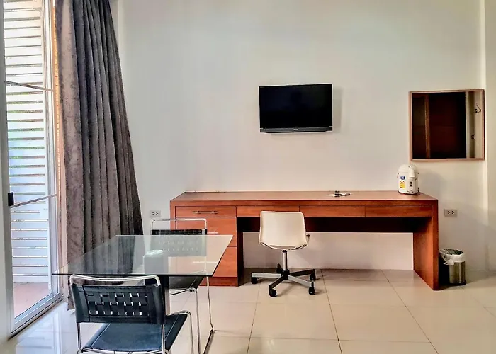 Hotel Paholyothin Park Place Bangkok